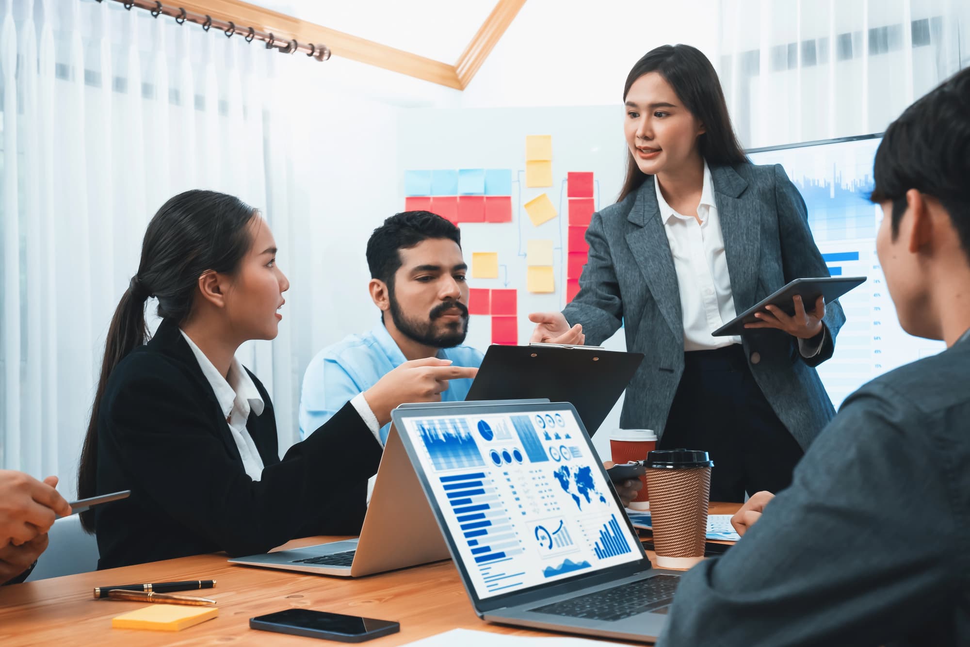 Corporate Strategy & BI Teams